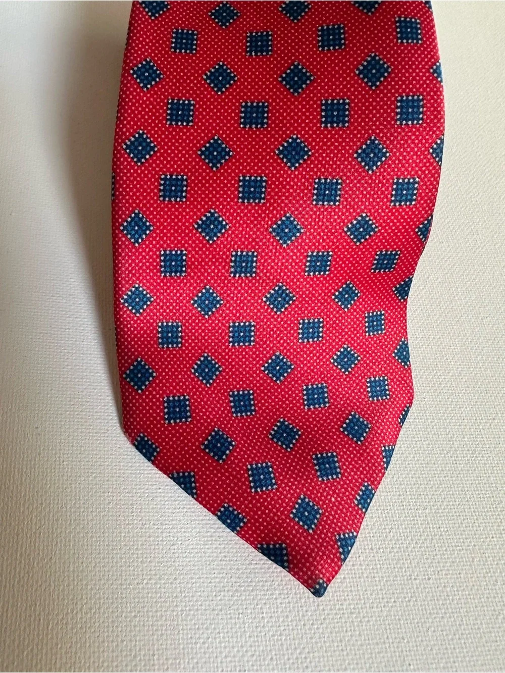 Italian Dolcepunta silk tie